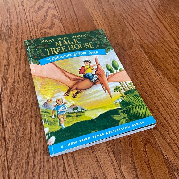 The Magic Tree House -- Book 1 - Picture 2 of 4